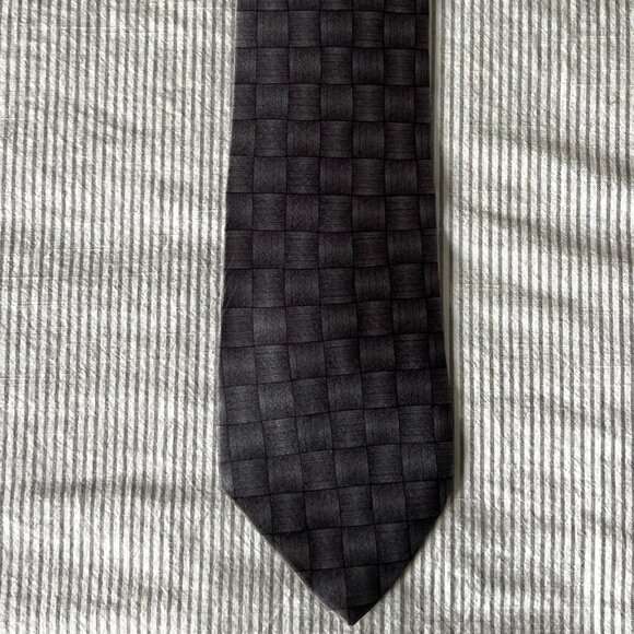 Christian Dior Vintage Grey Silver 100% Silk Neck Tie - Picture 5 of 7